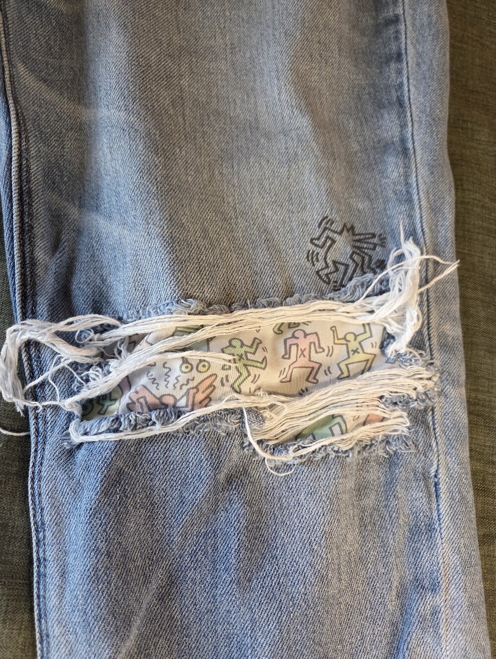 Keith Haring American Eagle Collaboration Jeans Size 16 - Picture 5 of 8